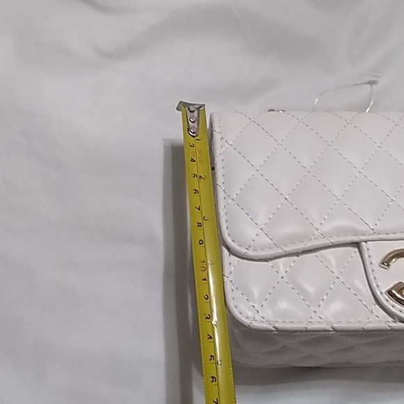 Beautiful quilted purse - Picture 12 of 12